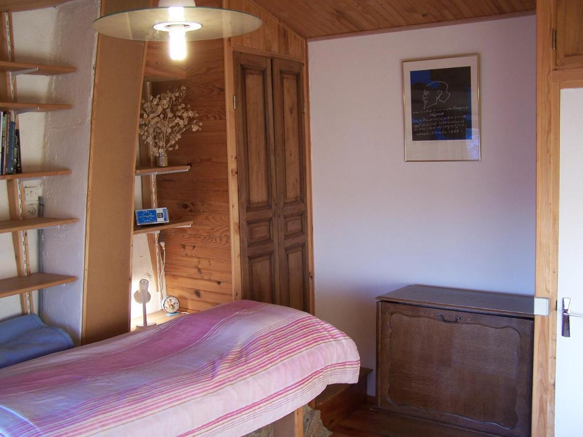 Gite De Chapeleche Les Chataigniers Gluiras Exterior photo